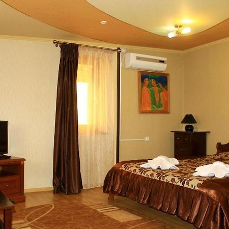 Argo Premium Hotel Lviv Ngoại thất bức ảnh