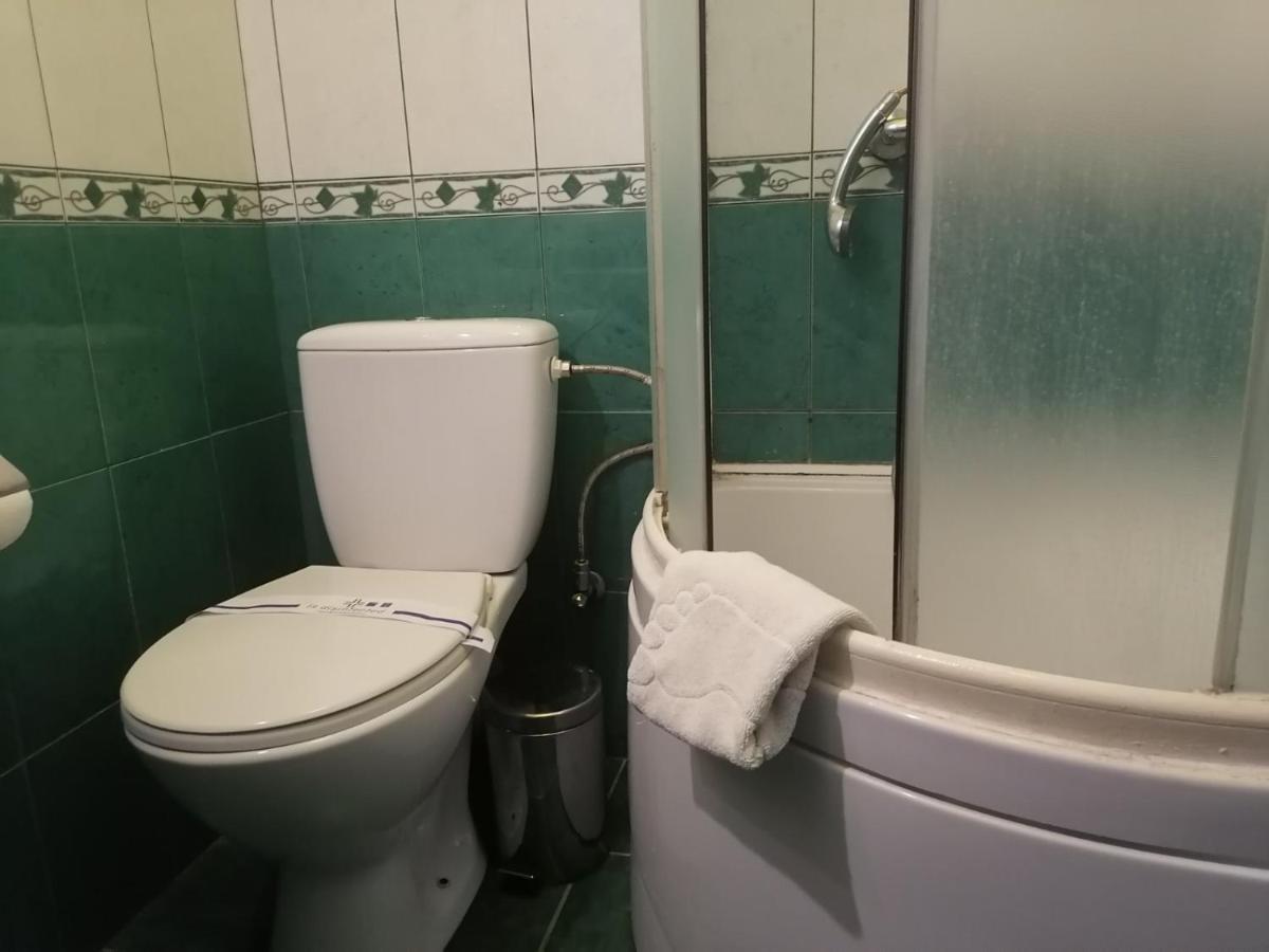 Argo Premium Hotel Lviv Ngoại thất bức ảnh