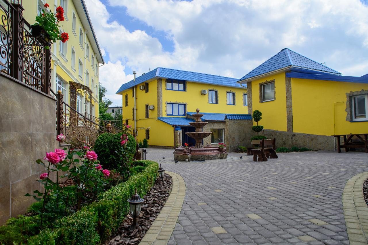 Argo Premium Hotel Lviv Ngoại thất bức ảnh