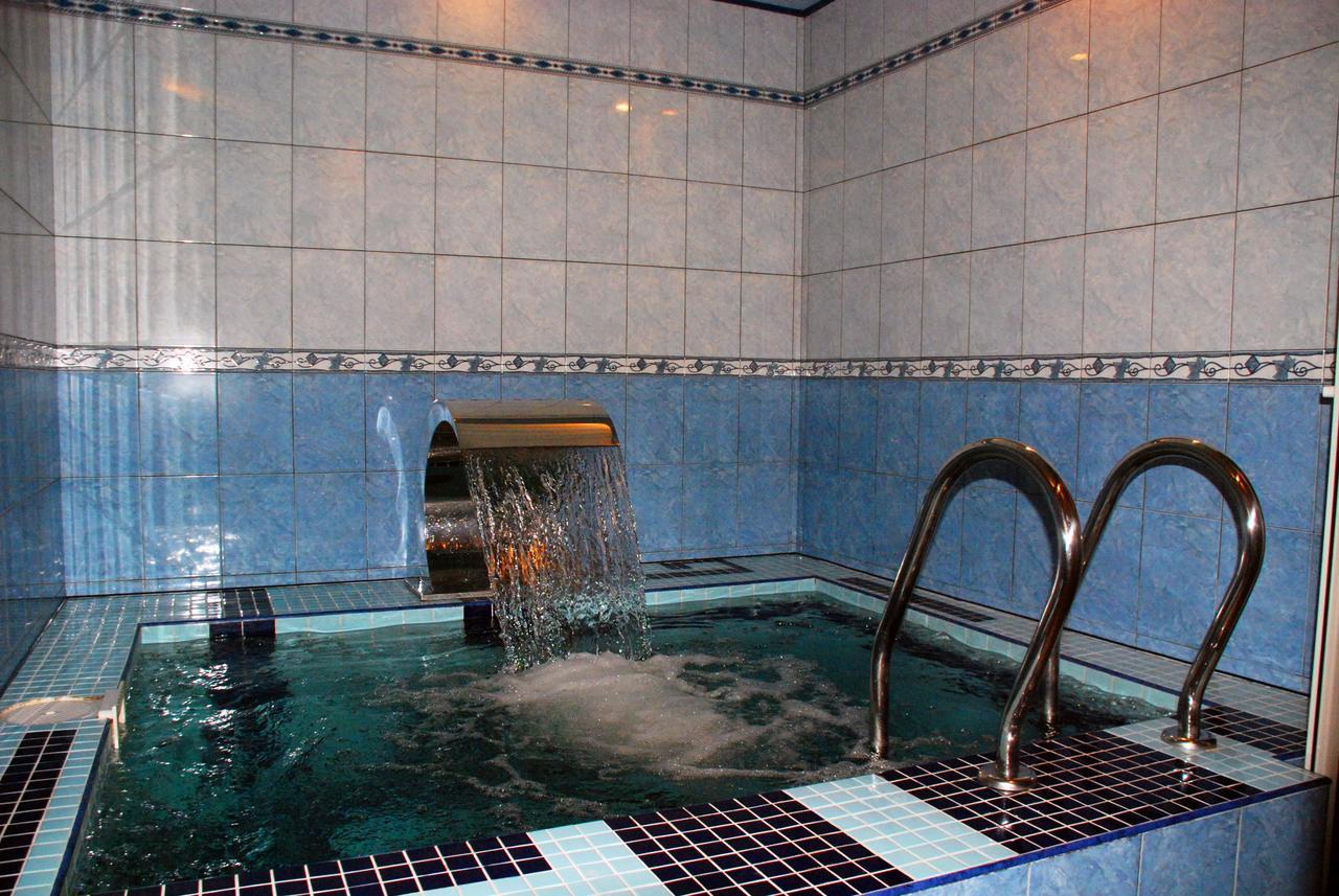 Argo Premium Hotel Lviv Ngoại thất bức ảnh